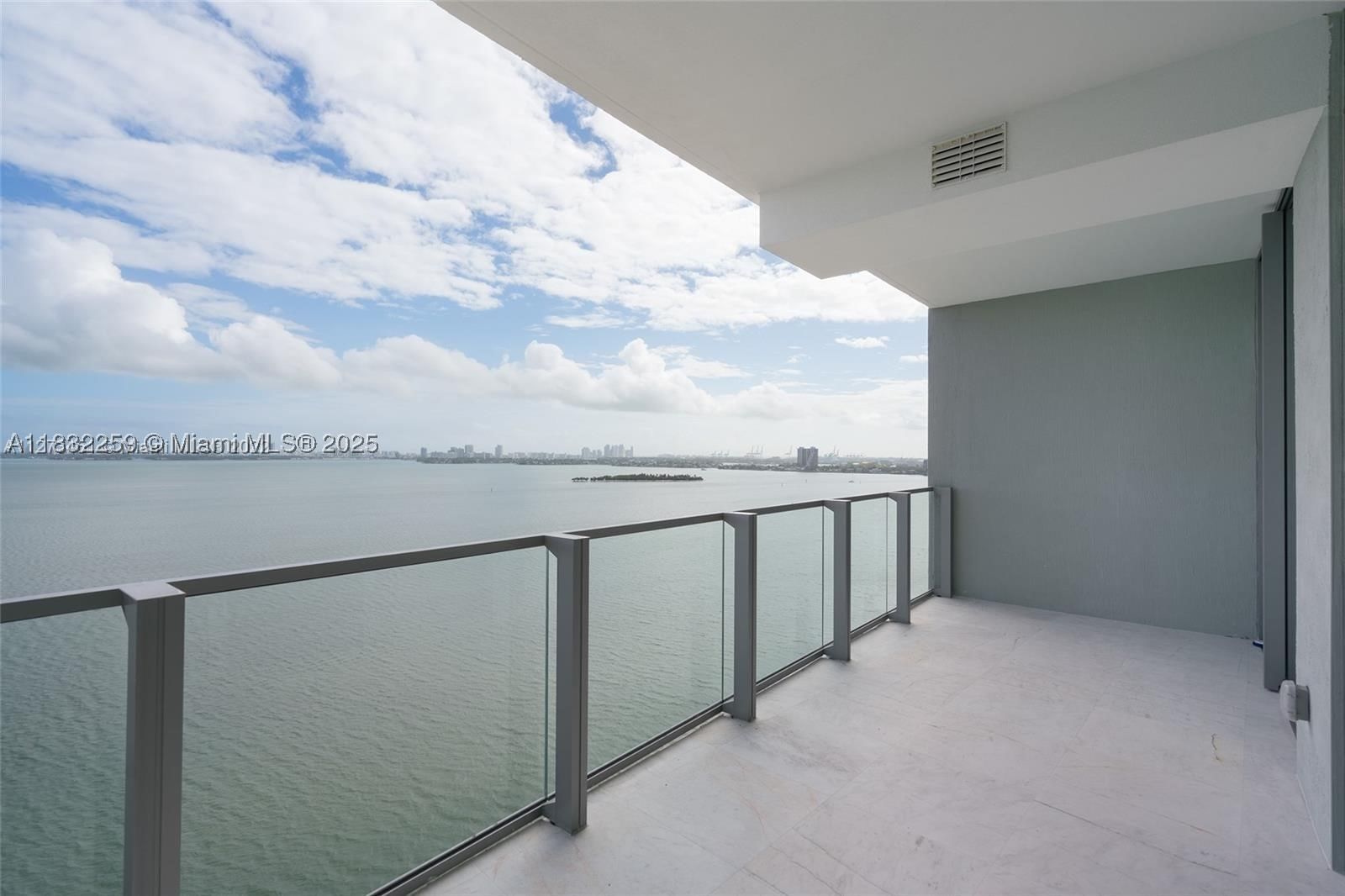 Real estate property located at 2900 7th Ave #1603, Miami-dade, Biscayne Beach Condo, Miami, FL