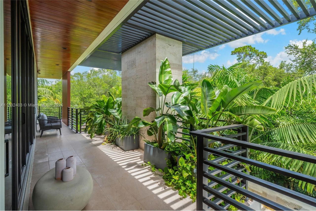 Real estate property located at 7610 48th Ct, Miami-dade, Granada Park Amd, Miami, FL