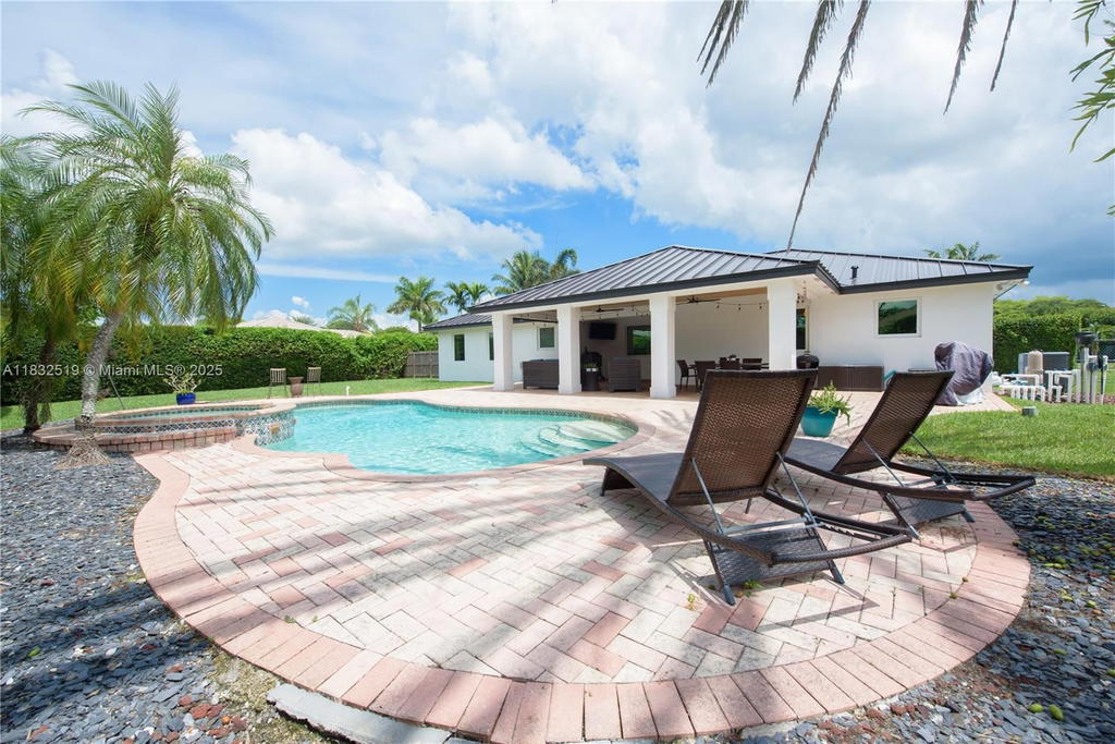 Real estate property located at 18740 297th St, Miami-dade, Avocado Junction, Homestead, FL