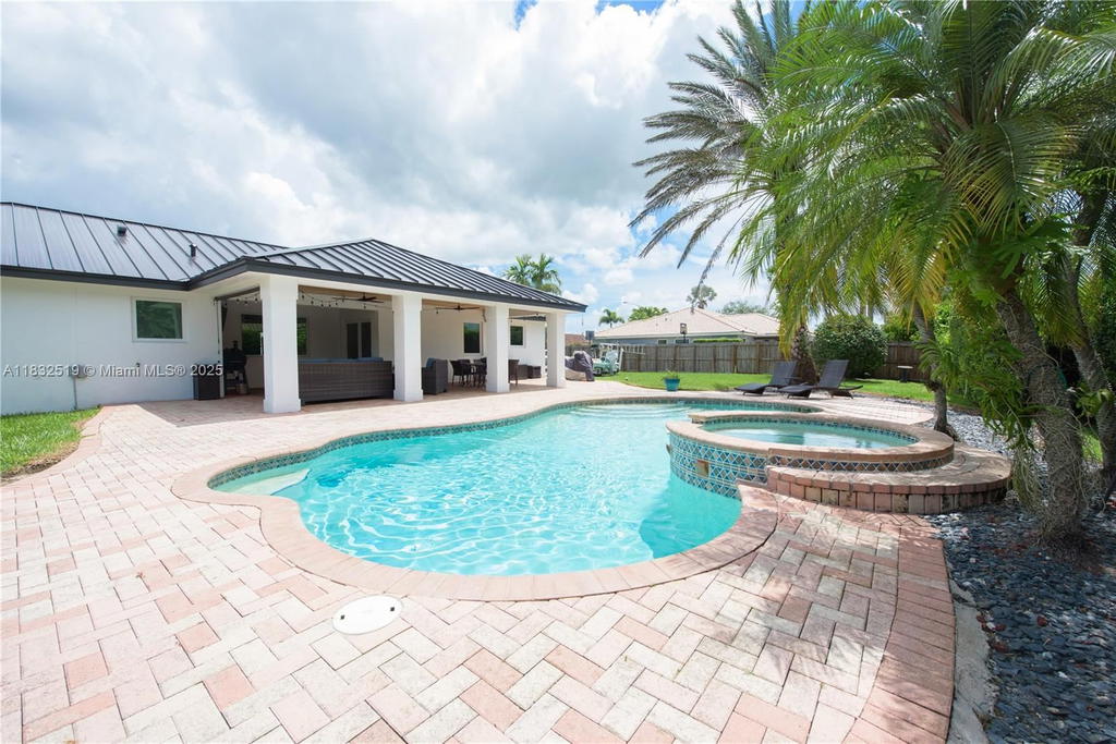 Real estate property located at 18740 297th St, Miami-dade, Avocado Junction, Homestead, FL