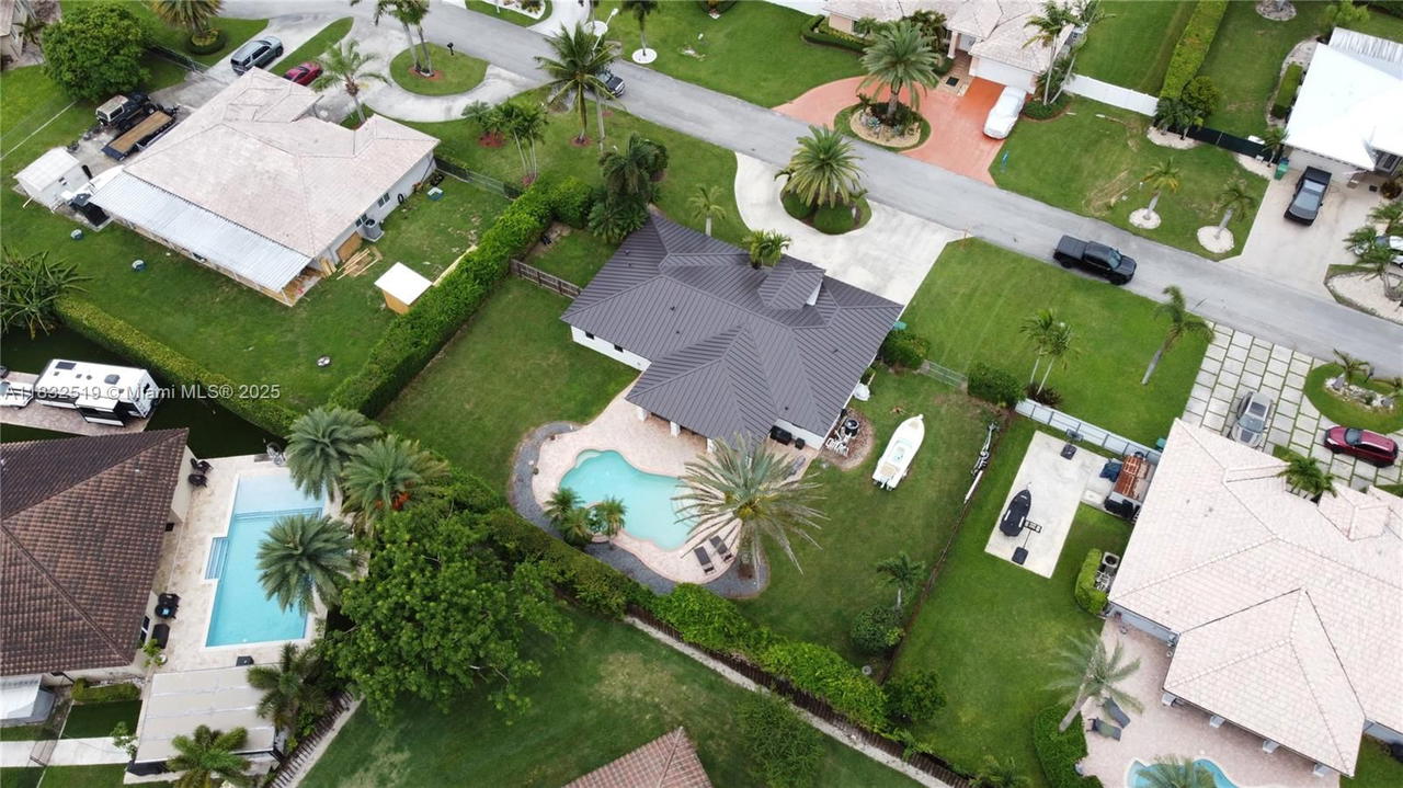 Real estate property located at 18740 297th St, Miami-dade, Avocado Junction, Homestead, FL