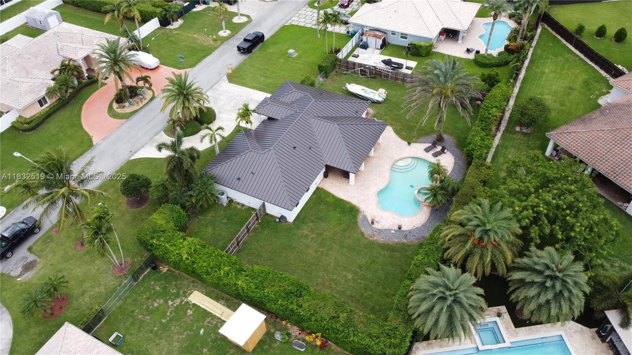 Real estate property located at 18740 297th St, Miami-dade, Avocado Junction, Homestead, FL