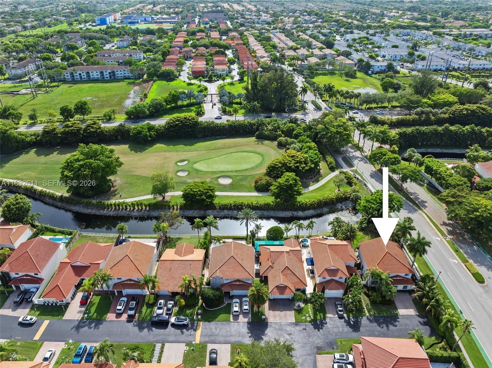 Real estate property located at 5194 106th Ave, Miami-dade, Doral Glen T-17816, Doral, FL