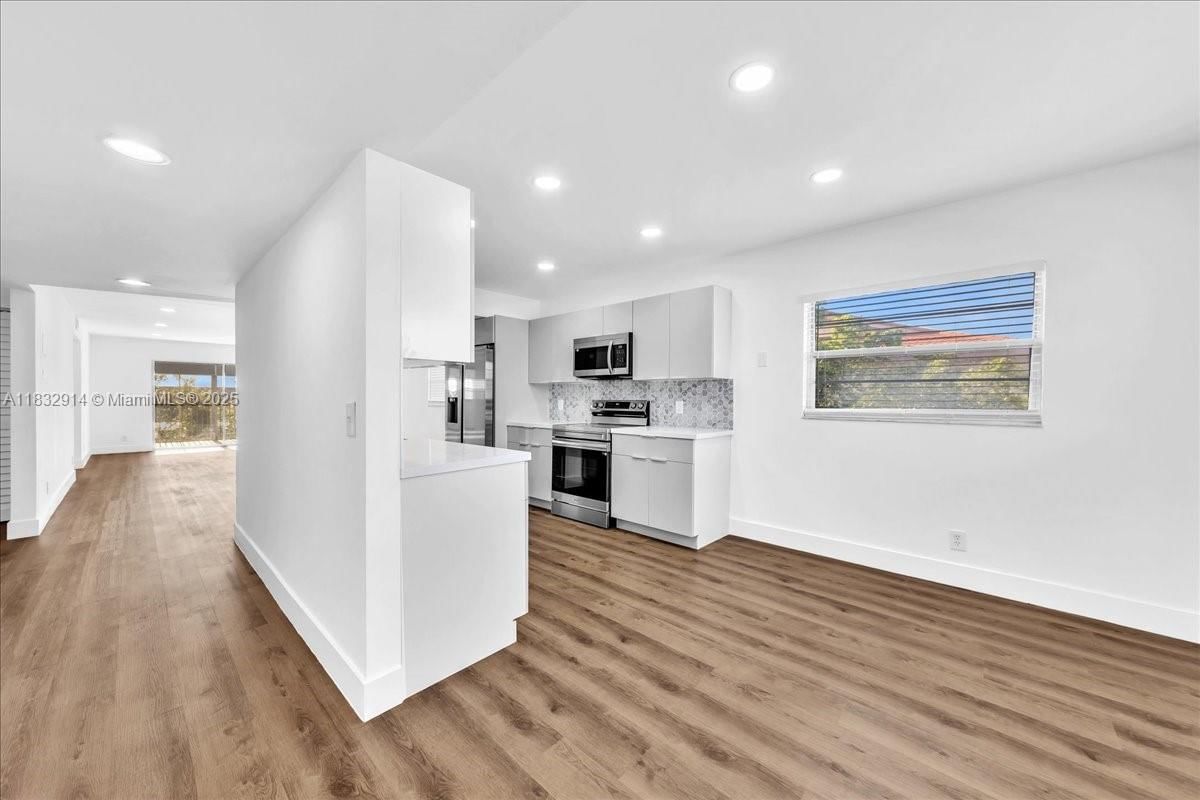 Real estate property located at 1200 130th Ave #412G, Broward, Hawthorne At Century Vill, Pembroke Pines, FL