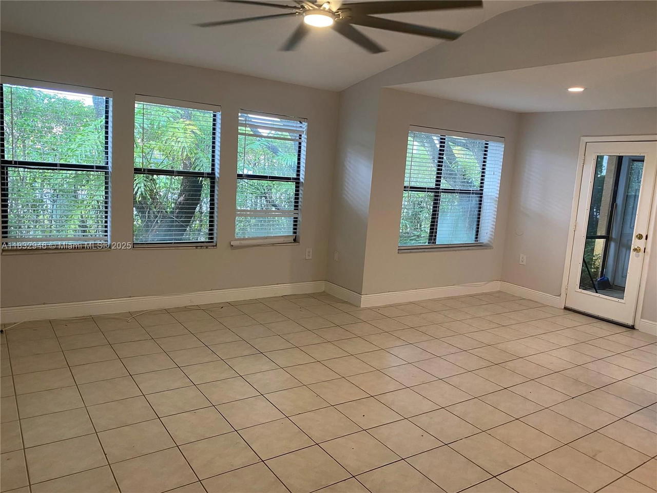 Real estate property located at 15661 104th Ter #3112, Miami-dade, Biscayne Beach Club Condo, Miami, FL