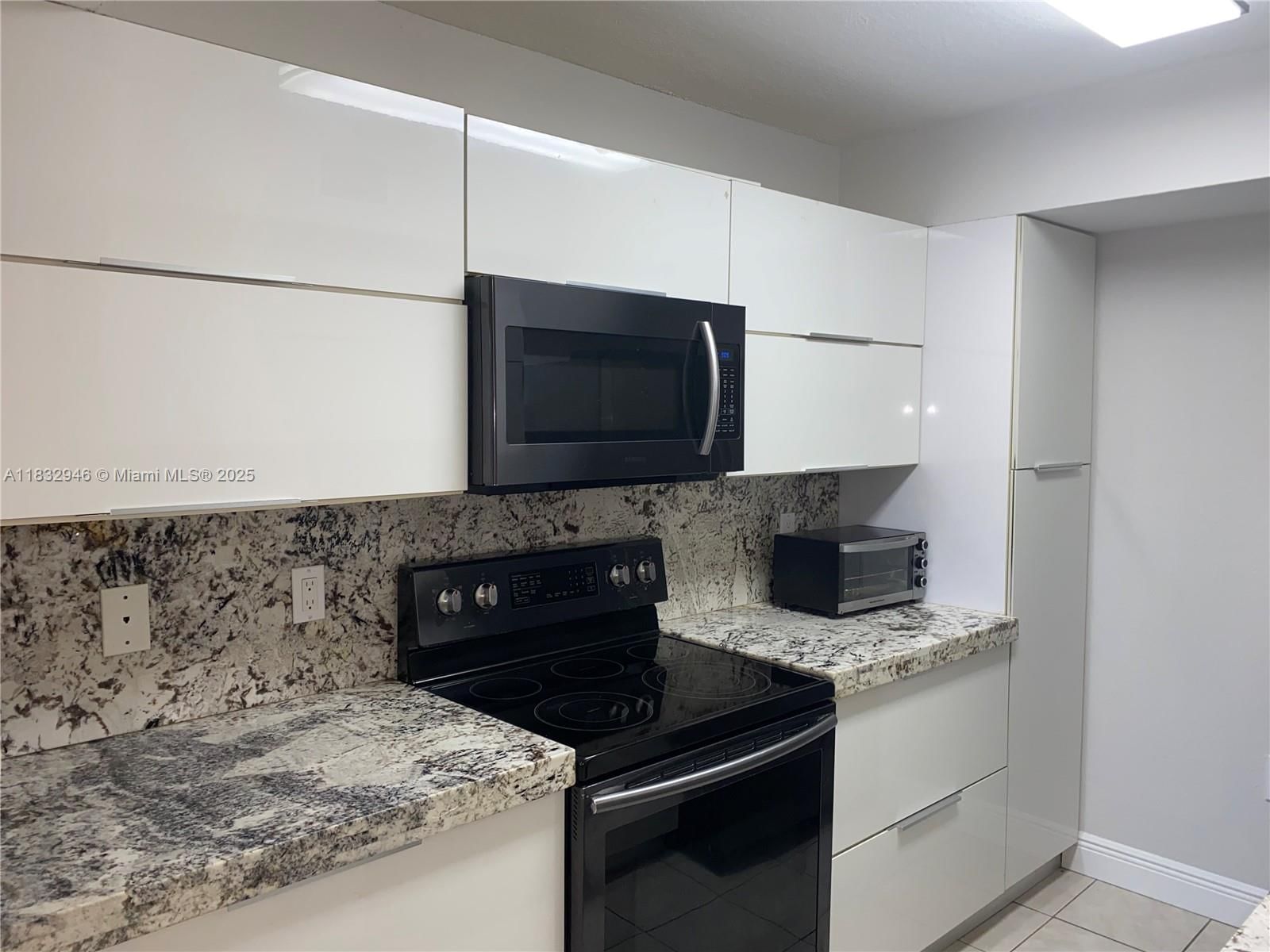 Real estate property located at 15661 104th Ter #3112, Miami-dade, Biscayne Beach Club Condo, Miami, FL