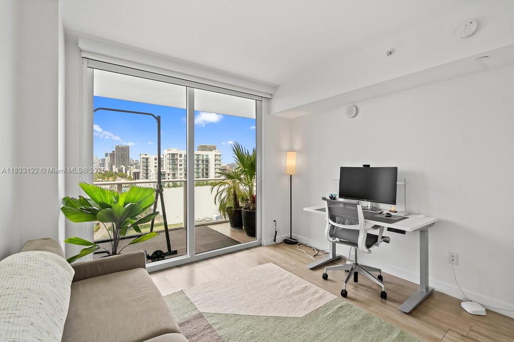 Real estate property located at 4250 Biscayne Blvd #1218, Miami-dade, 4250 Biscayne Boulevard C, Miami, FL