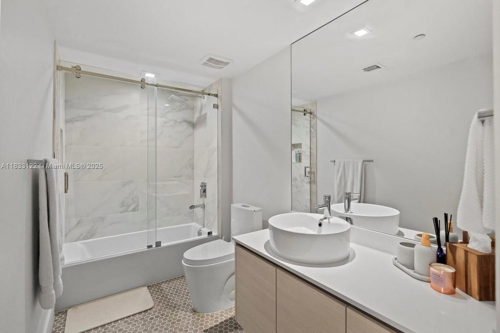 Real estate property located at 4250 Biscayne Blvd #1218, Miami-dade, 4250 Biscayne Boulevard C, Miami, FL