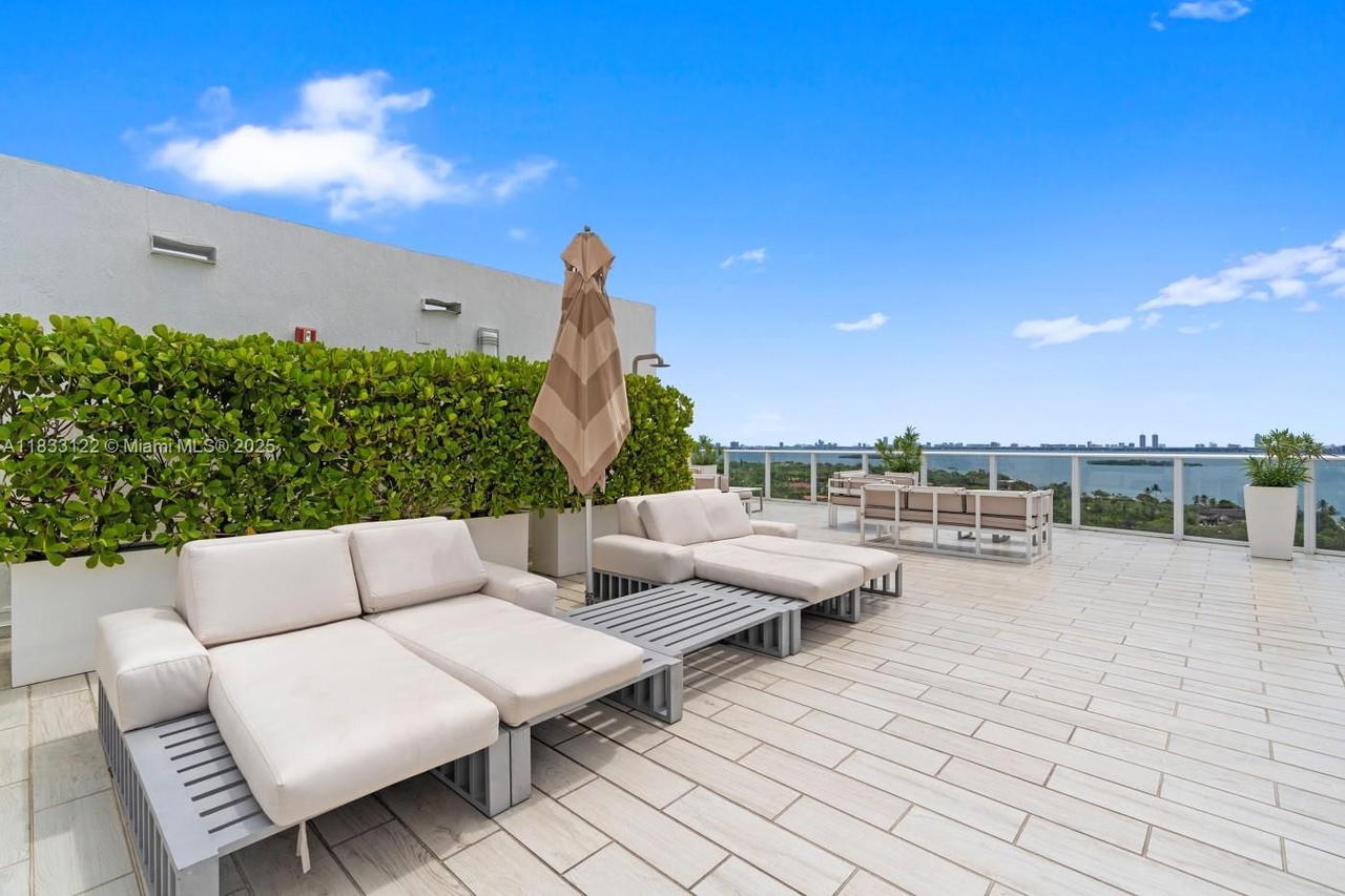 Real estate property located at 4250 Biscayne Blvd #1218, Miami-dade, 4250 Biscayne Boulevard C, Miami, FL