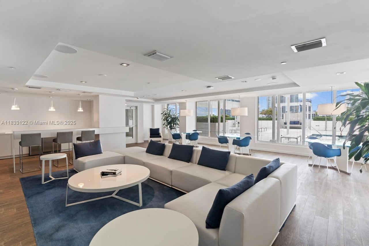 Real estate property located at 4250 Biscayne Blvd #1218, Miami-dade, 4250 Biscayne Boulevard C, Miami, FL