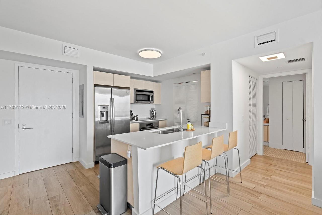 Real estate property located at 4250 Biscayne Blvd #1218, Miami-dade, 4250 Biscayne Boulevard C, Miami, FL