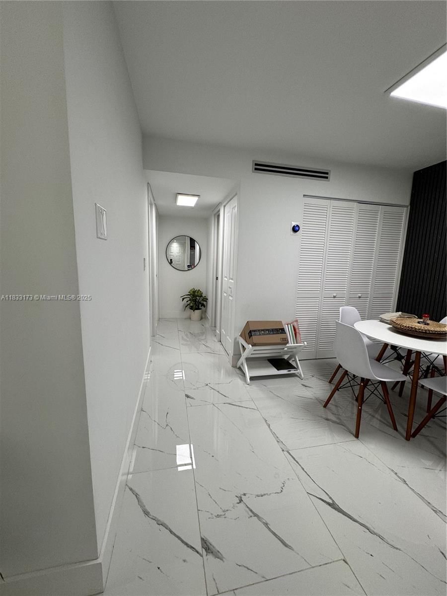 Real estate property located at 7135 179th St #211, Miami-dade, Villa Bellini Condo, Hialeah, FL