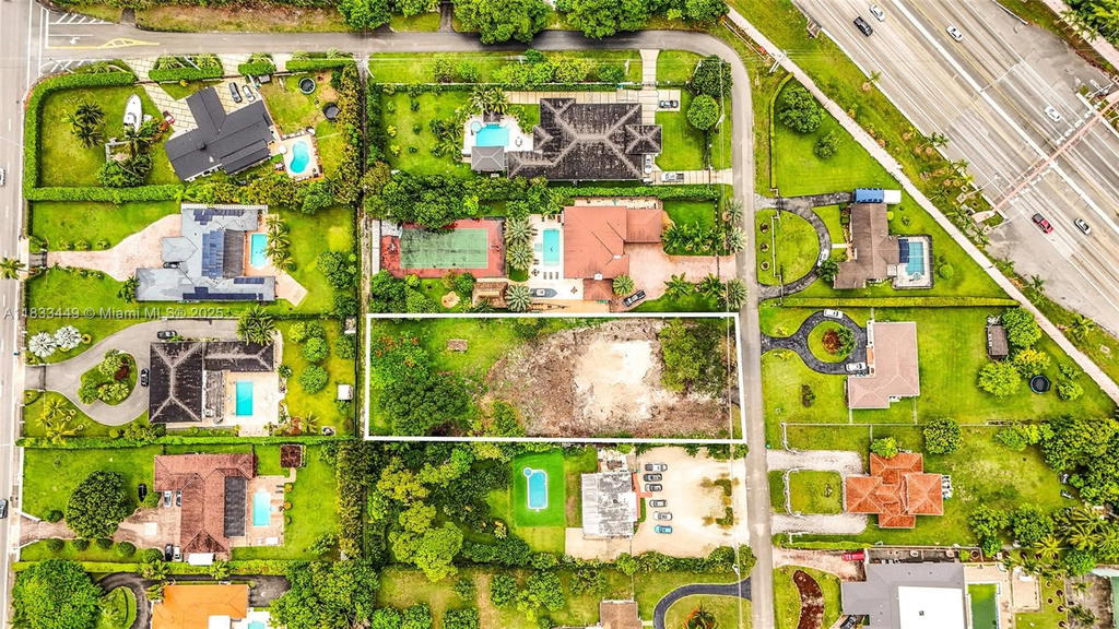Real estate property located at 8241 58th St, Miami-dade, Sunkist Estates A, Miami, FL