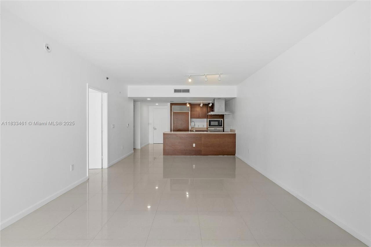 Real estate property located at 495 Brickell Ave #2607, Miami-dade, Icon Brickell No Two, Miami, FL