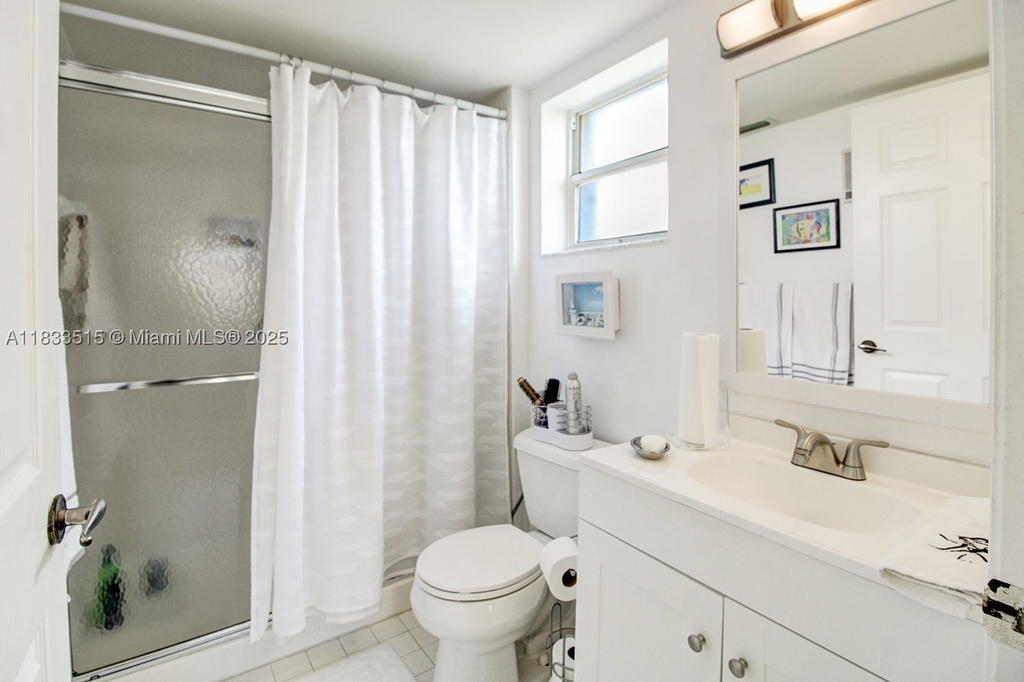 Real estate property located at 2524 104th Ave #101, Broward, Sunrise Lakes 186 Condo, Sunrise, FL