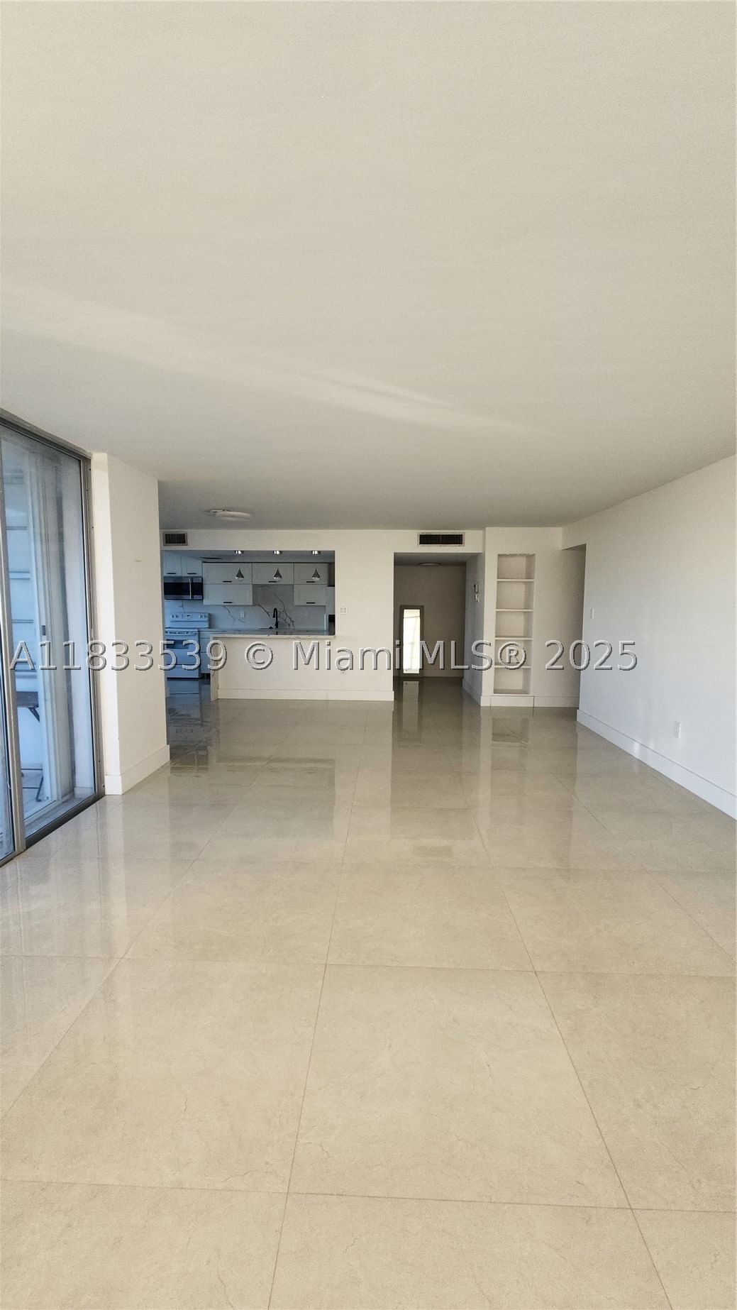 Real estate property located at 18051 Biscayne Blvd #1705, Miami-dade, Del Prado Marina, Aventura, FL