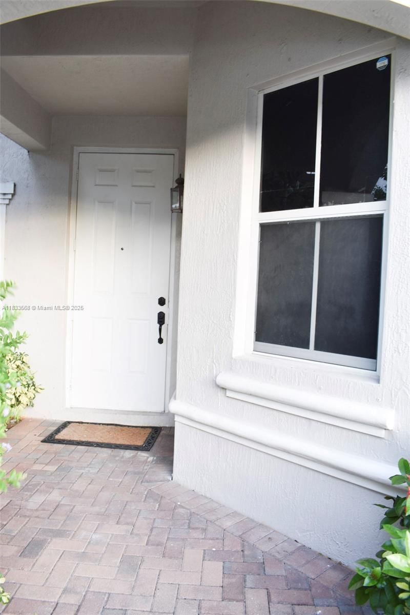 Real estate property located at 9123 152nd Path, Miami-dade, Century Gardens Villas, Miami, FL