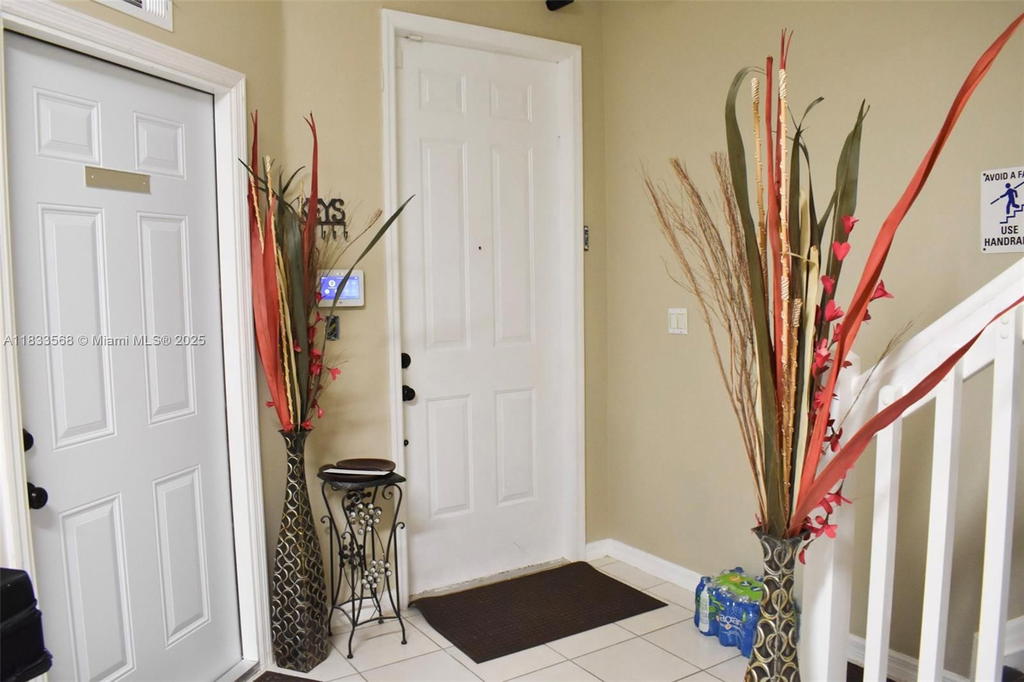 Real estate property located at 9123 152nd Path, Miami-dade, Century Gardens Villas, Miami, FL