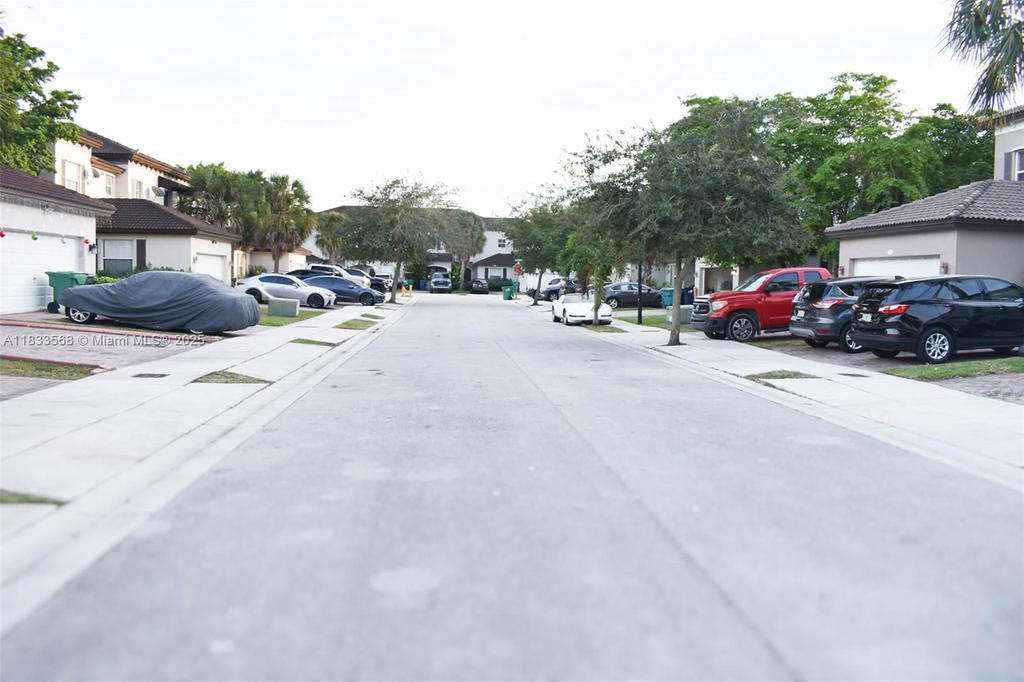 Real estate property located at 9123 152nd Path, Miami-dade, Century Gardens Villas, Miami, FL