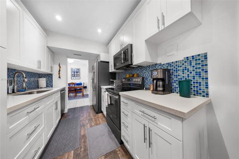 Real estate property located at 4330 Hillcrest Dr #104, Broward, Hillcrest East No 23 Cond, Hollywood, FL