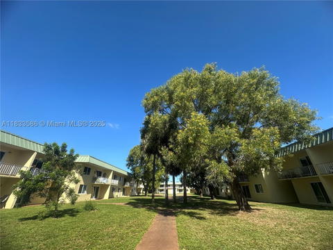 Real estate property located at 505 177th St #139, Miami-dade, New World Condo Apts Iv, Miami Gardens, FL