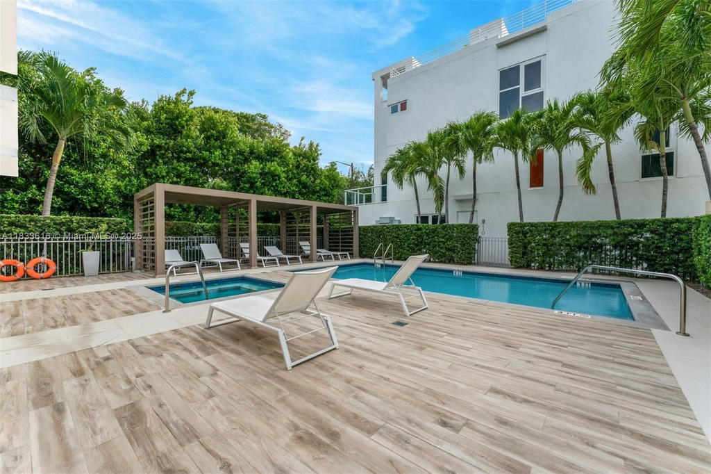 Real estate property located at 455 39th St #105, Miami-dade, One Bay Condo, Miami, FL