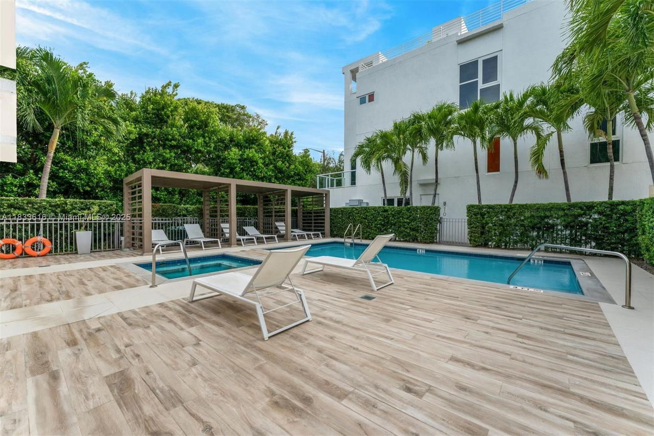Real estate property located at 455 39th St #105, Miami-dade, One Bay Condo, Miami, FL