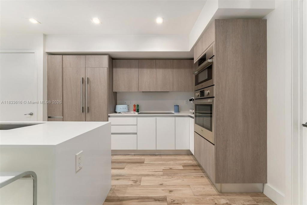 Real estate property located at 455 39th St #105, Miami-dade, One Bay Condo, Miami, FL