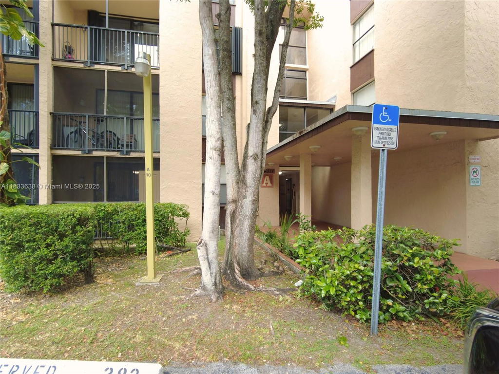 Real estate property located at 14311 Kendall Dr #301A, Miami-dade, Promenade At Kendale Lake, Miami, FL