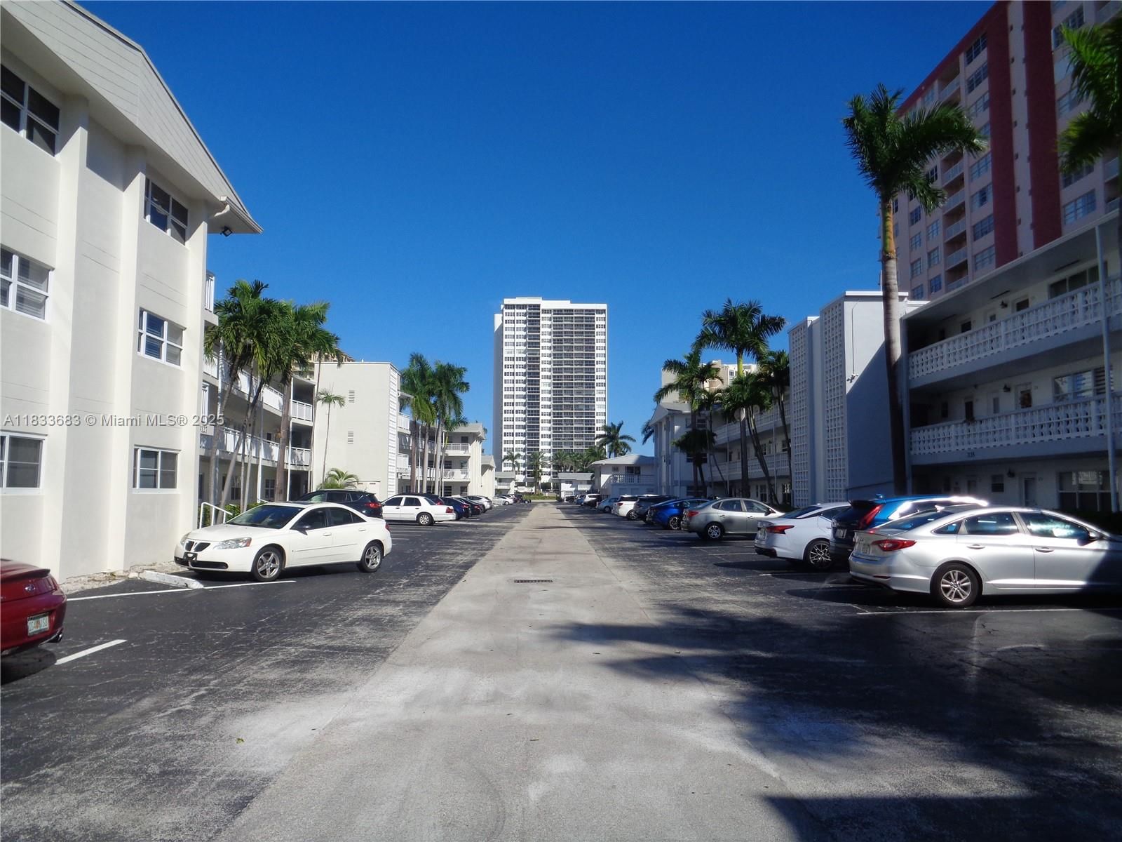 Real estate property located at 3127 Ocean Dr #120, Broward, Ambassador North Co-op, Hallandale Beach, FL