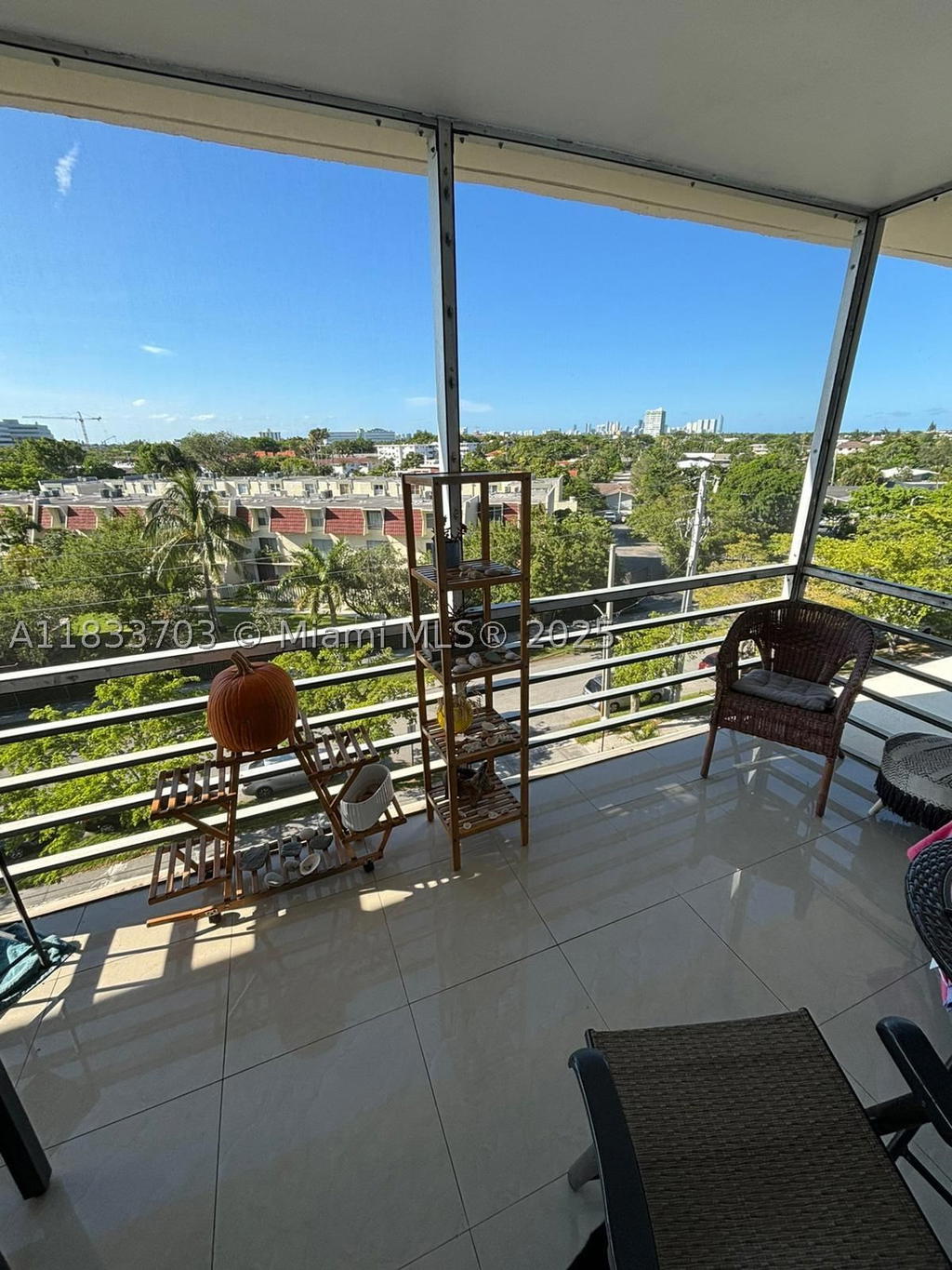 Real estate property located at 1750 115th St #608, Miami-dade, Bahia Vista Condo, Miami, FL