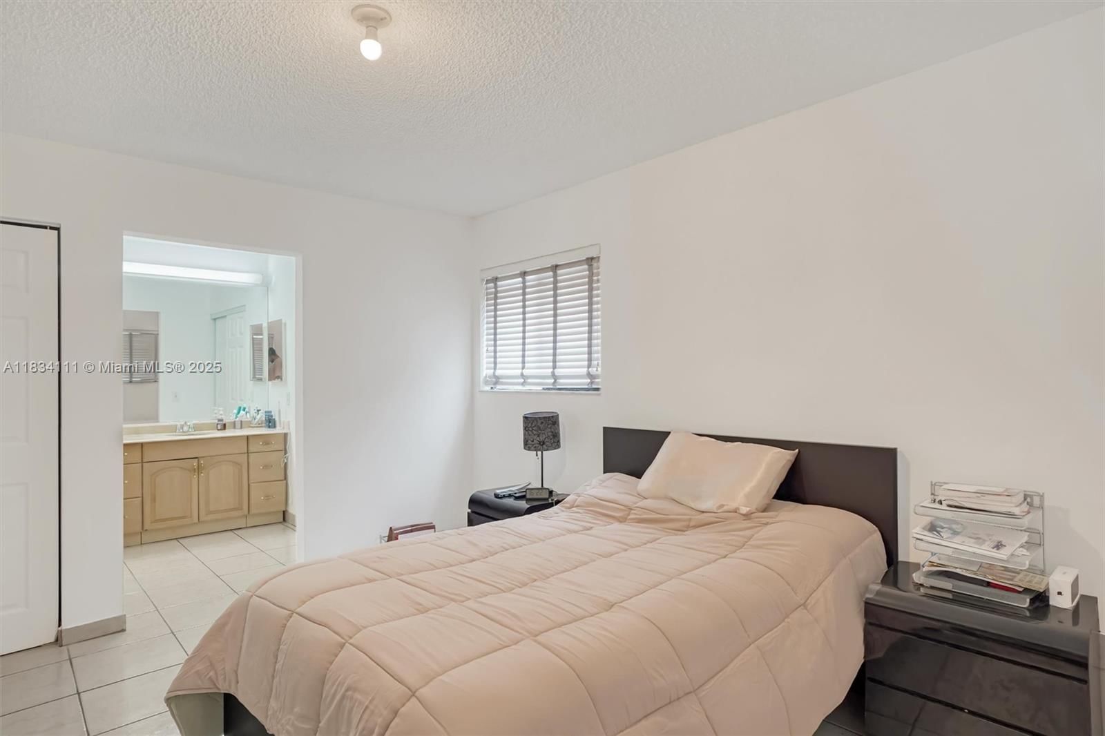 Real estate property located at 9723 Hammocks Blvd #102, Miami-dade, Lakeview At The Hammocks, Miami, FL