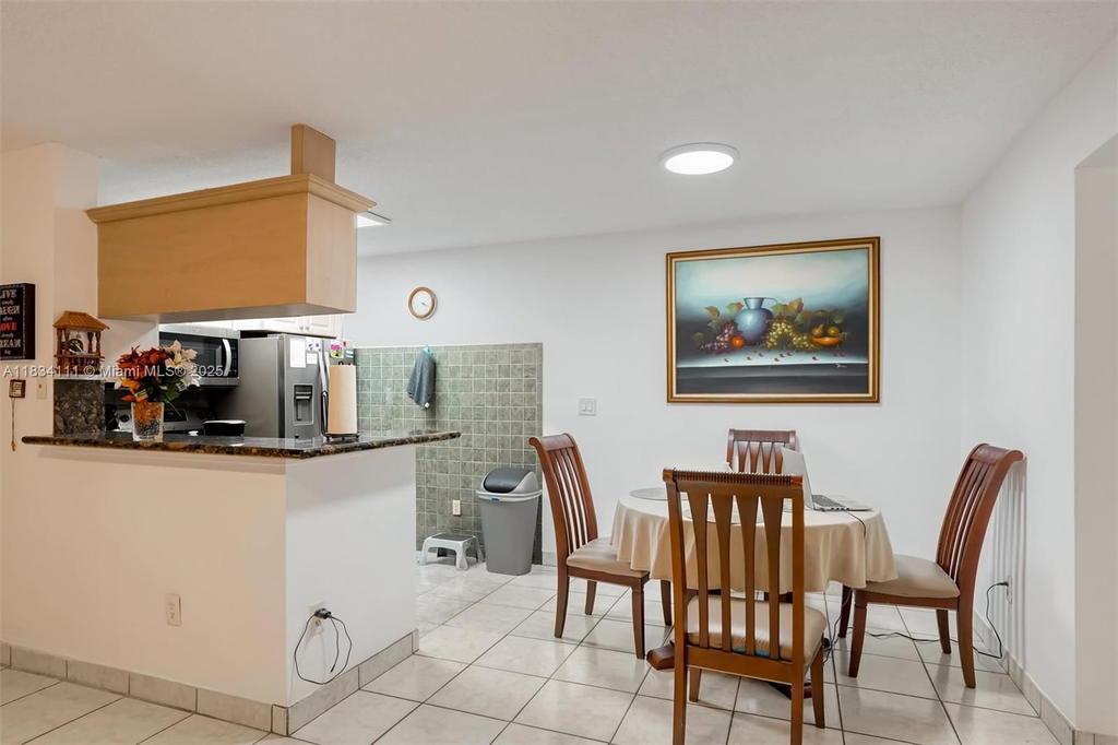 Real estate property located at 9723 Hammocks Blvd #102, Miami-dade, Lakeview At The Hammocks, Miami, FL