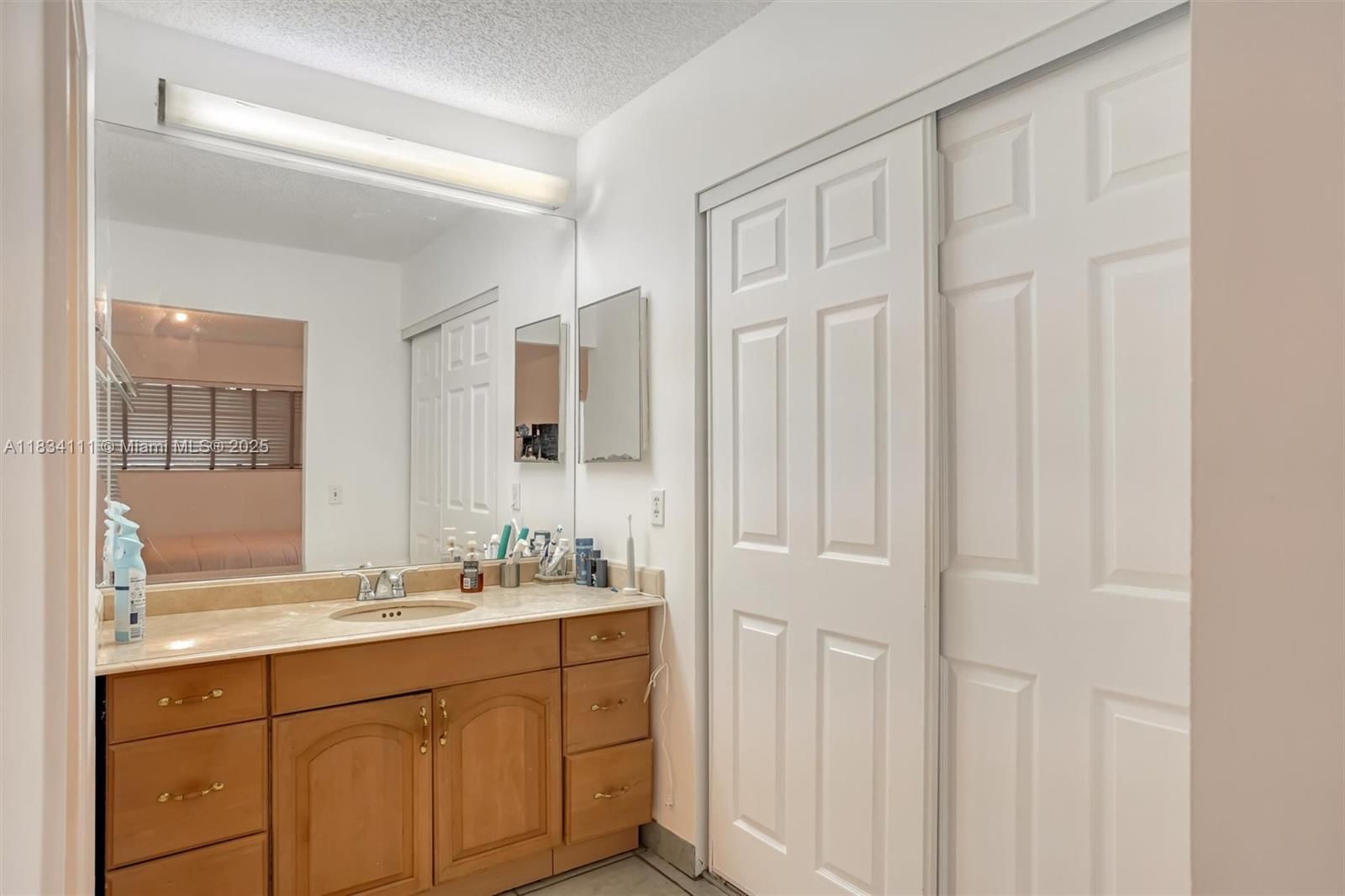 Real estate property located at 9723 Hammocks Blvd #102, Miami-dade, Lakeview At The Hammocks, Miami, FL