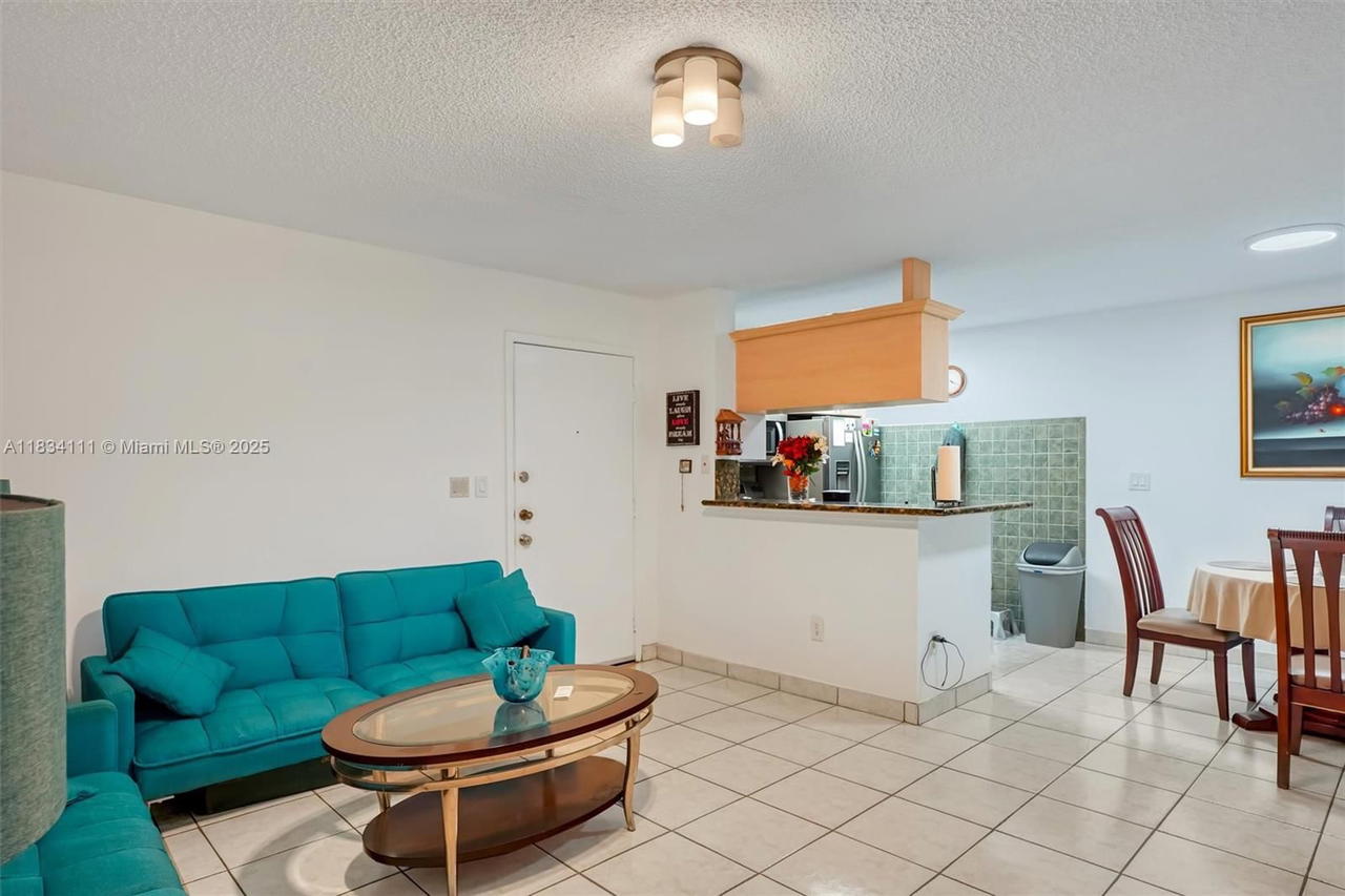 Real estate property located at 9723 Hammocks Blvd #102, Miami-dade, Lakeview At The Hammocks, Miami, FL