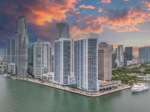 Real estate property located at 325 Biscayne Blvd #2816, Miami-dade, One Miami West Condo, Miami, FL