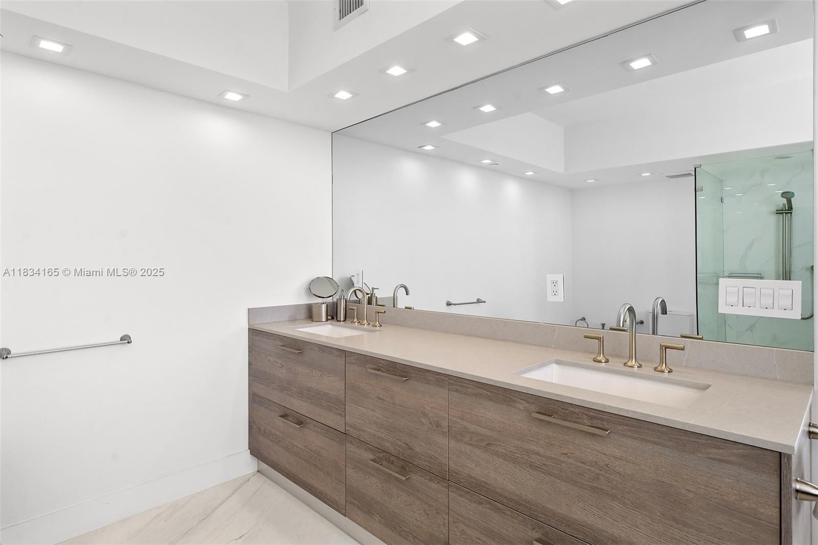 Real estate property located at 450 Alton Rd #901-902, Miami-dade, Icon Condo, Miami Beach, FL