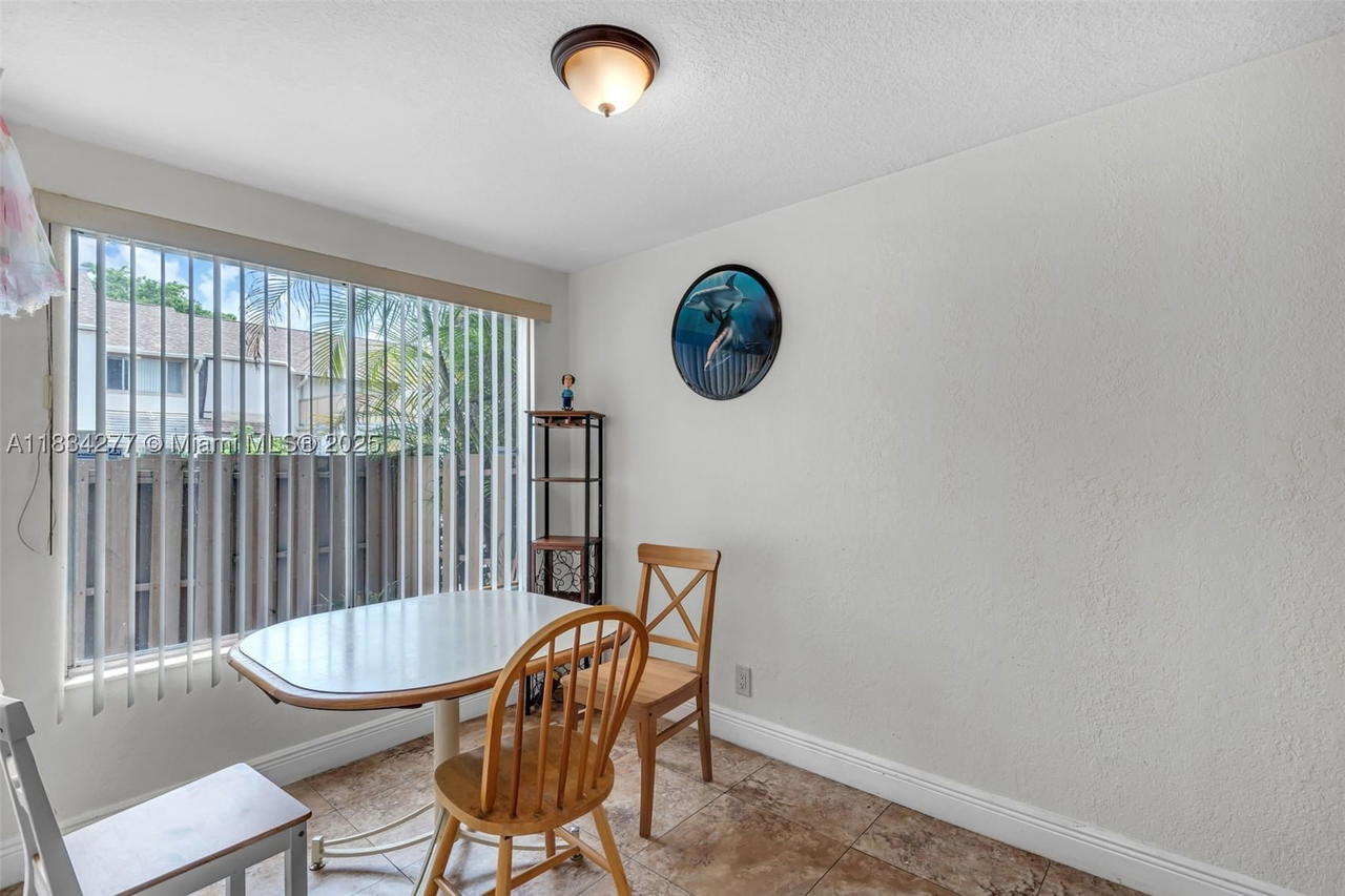 Real estate property located at 8256 9th Ct #2, Broward, Townhouses At Jacaranda C, Plantation, FL