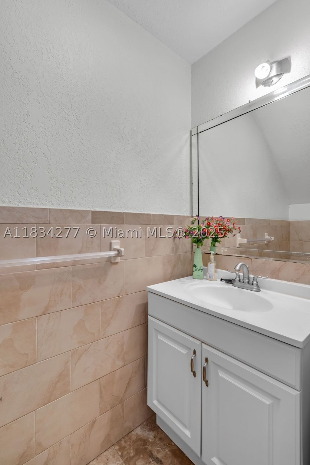 Real estate property located at 8256 9th Ct #2, Broward, Townhouses At Jacaranda C, Plantation, FL