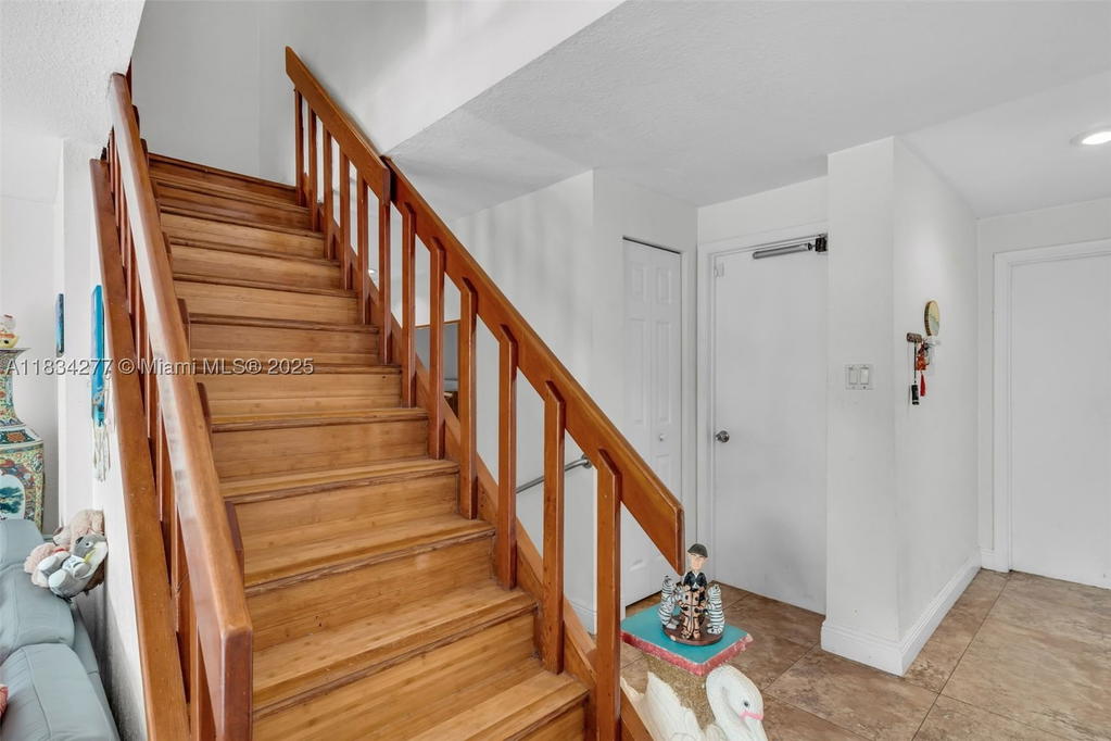 Real estate property located at 8256 9th Ct #2, Broward, Townhouses At Jacaranda C, Plantation, FL