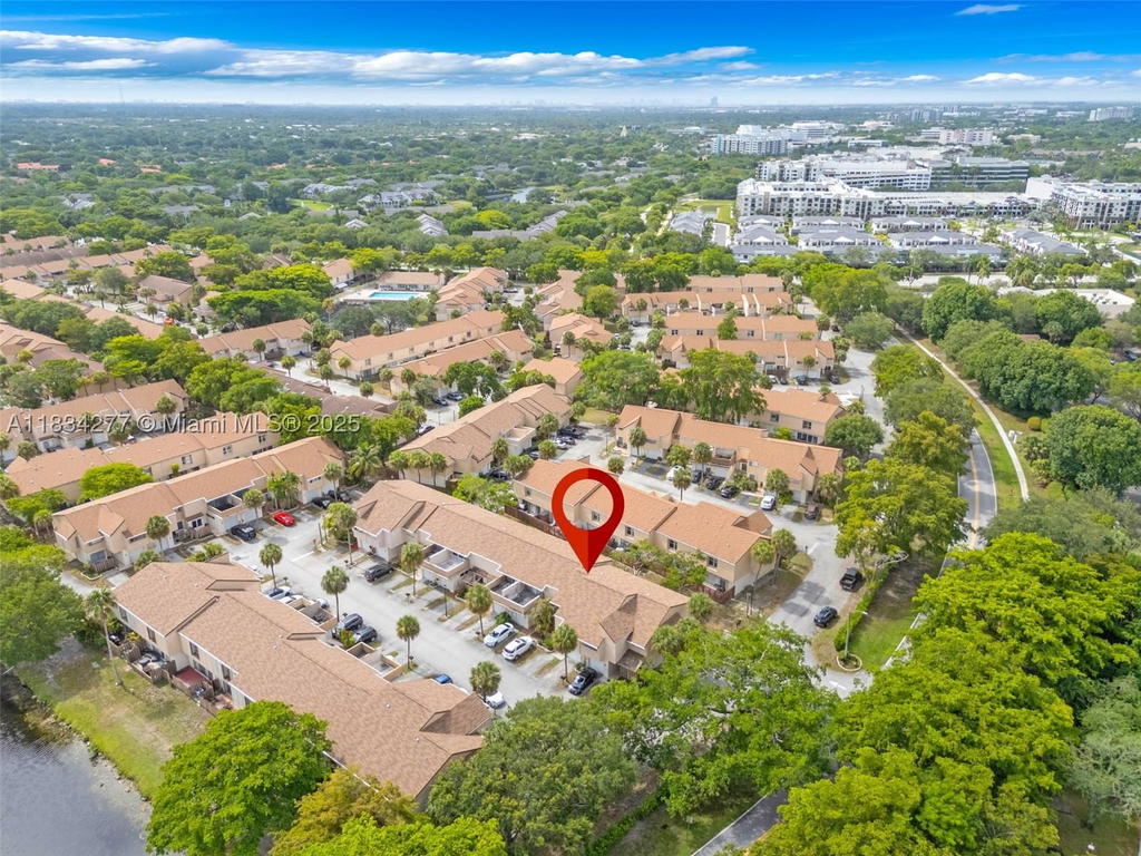 Real estate property located at 8256 9th Ct #2, Broward, Townhouses At Jacaranda C, Plantation, FL