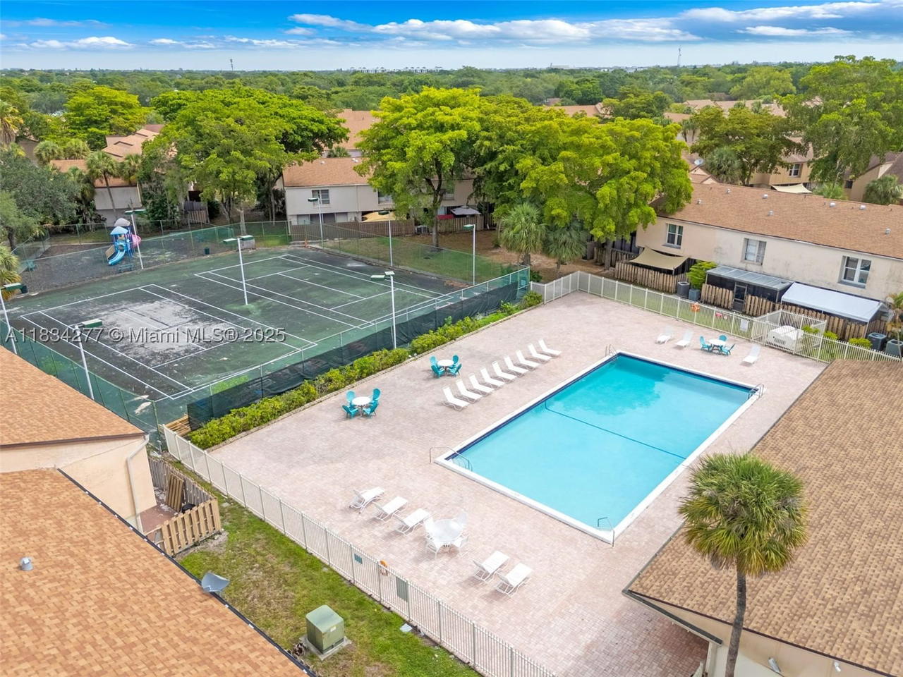 Real estate property located at 8256 9th Ct #2, Broward, Townhouses At Jacaranda C, Plantation, FL