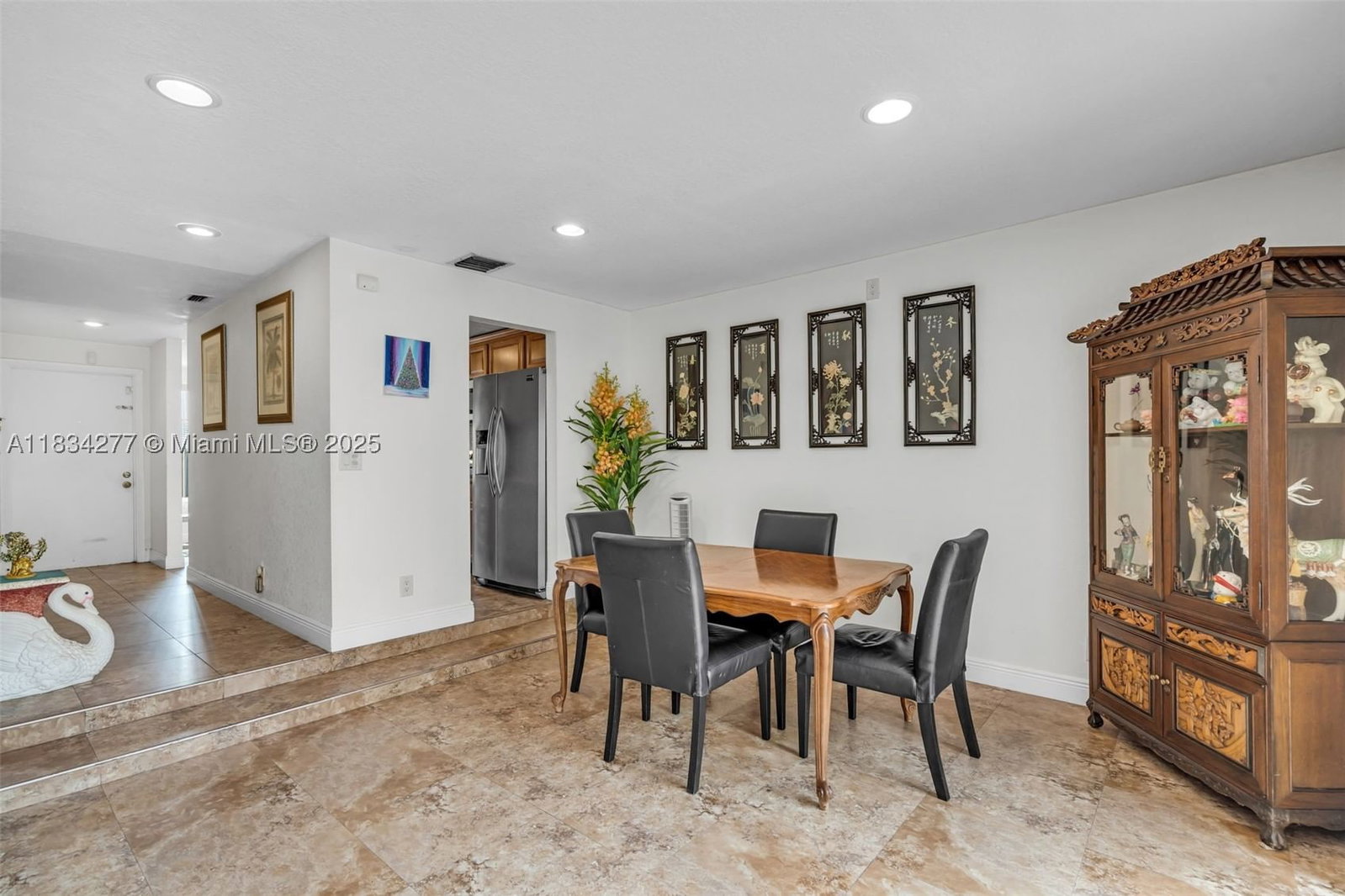 Real estate property located at 8256 9th Ct #2, Broward, Townhouses At Jacaranda C, Plantation, FL