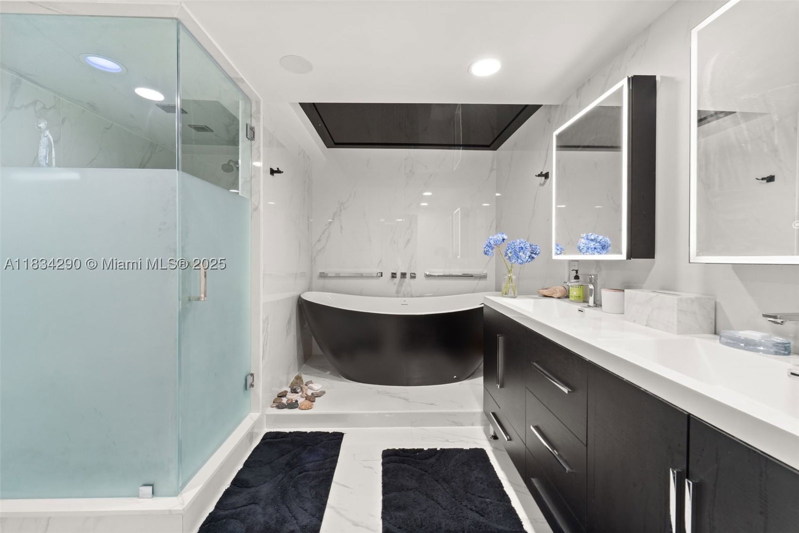 Real estate property located at 9 Island Ave #406, Miami-dade, Nine Island Avenue Condo, Miami Beach, FL