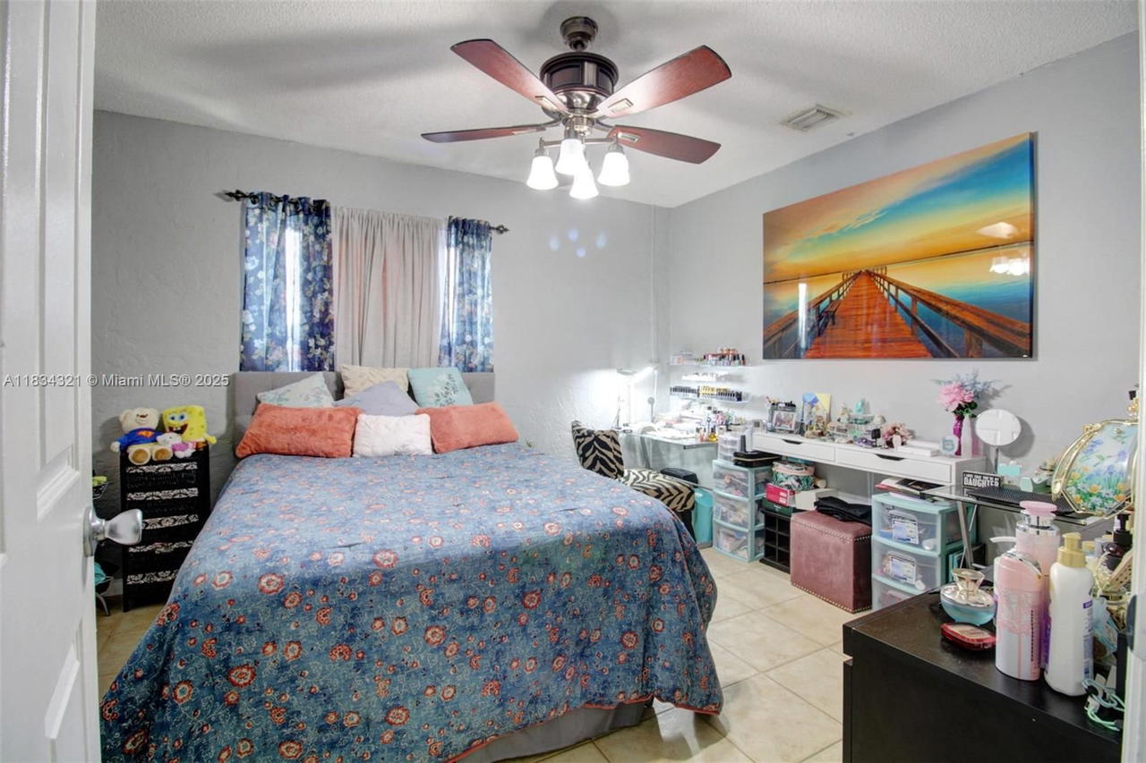 Real estate property located at 960 83rd Ave, Broward, North Lauderdale Village, North Lauderdale, FL