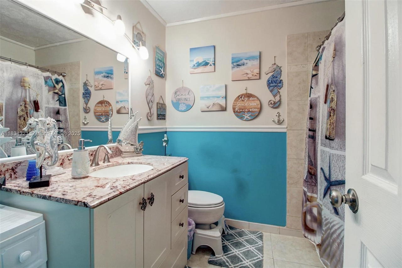 Real estate property located at 960 83rd Ave, Broward, North Lauderdale Village, North Lauderdale, FL