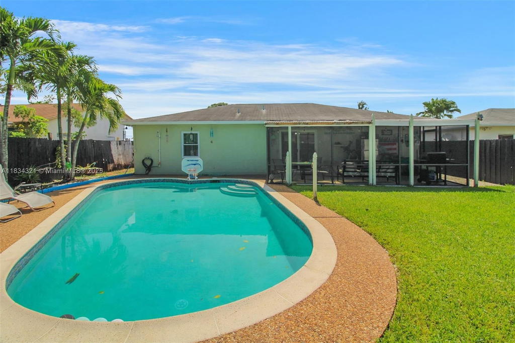Real estate property located at 960 83rd Ave, Broward, North Lauderdale Village, North Lauderdale, FL