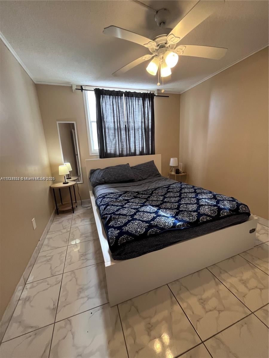 Real estate property located at 1913 Ocean Dr #302, Broward, Chelsea Bayview Condo, Hallandale Beach, FL