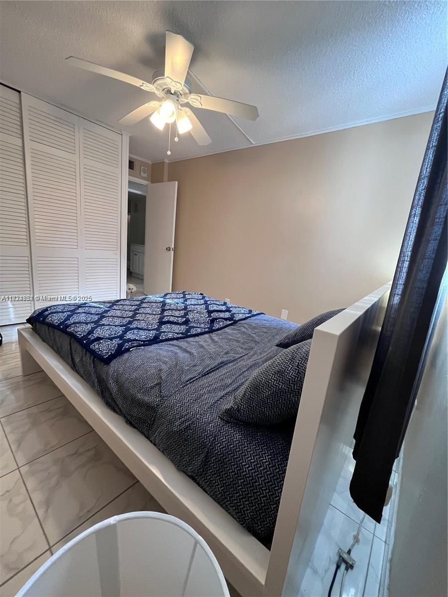 Real estate property located at 1913 Ocean Dr #302, Broward, Chelsea Bayview Condo, Hallandale Beach, FL