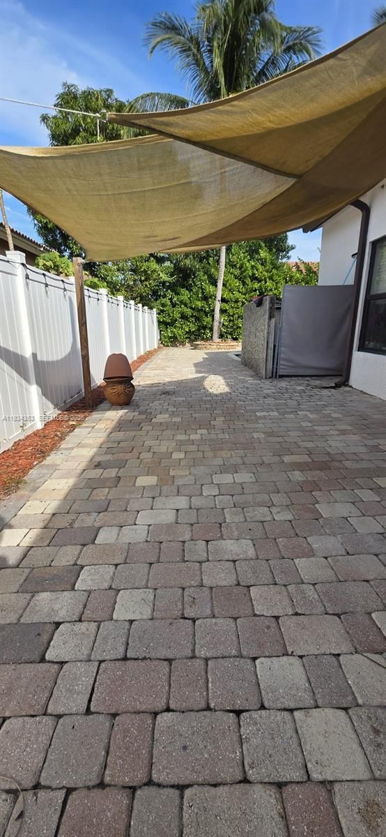 Real estate property located at 19185 25th Ct, Broward, Sunset Lakes Plat Two, Miramar, FL